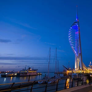 UK, England, Hampshire, Portsmouth, Gunwharf Marina, Spinnaker Tower