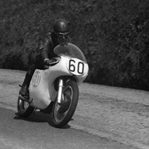 Bruce Daniels (Norton) 1959 Junior TT
