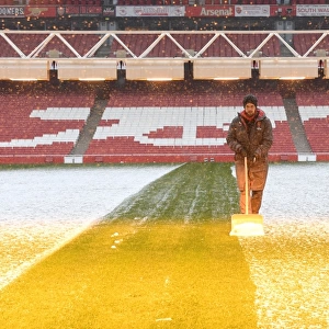 Arsenal Braves Winter Storm: Preparing for Battle against Manchester City