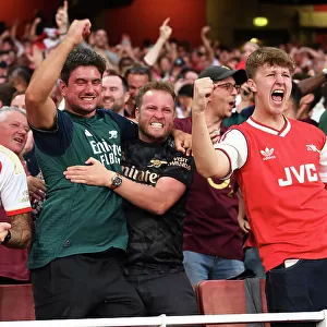Arsenal Celebrate Premier League Victory Over Manchester City (2023-24)