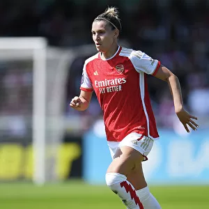 Arsenal Women vs Aston Villa: Steph Catley in Action during the 2022-23 FA Women's Super League Match