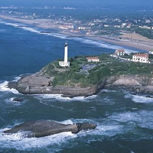 France, Aquitaine, Aerial view of lighthouse in Biarritz