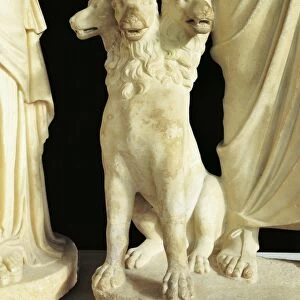 Three-headed dogs on group sculpture of Pluto and Proserpina