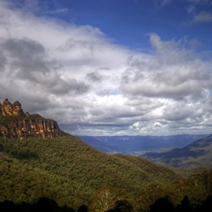 Jamison valley and Three Sisters Blue mountains