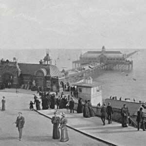 The Pier, Southend-on-Sea (b / w photo)