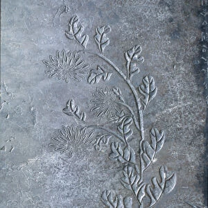 Stele engraved with a chrisantheme, flowers and leaves, 618-907 (stone)