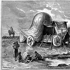 A tent mounted on a trolley from the time of the Gauls. Engraving in "