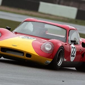 Historic Car Racing: Alan Minshaw / Guy Minshaw Chevron B8