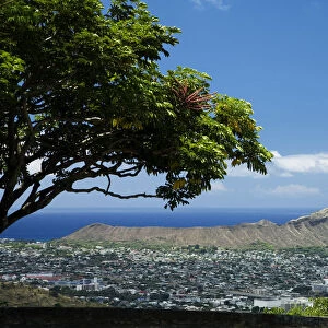 USA, Hawaii, Oahu, Waikiki, Diamond Head And Waikiki Seen From Tantalus; Tantalus