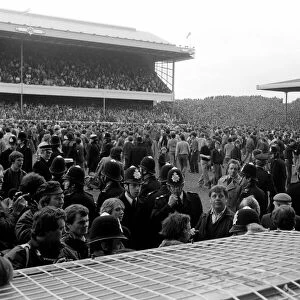 Division One Football 1980 / 81 Season. Arsenal v Aston Villa, Highbury
