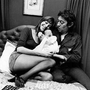 Jane Birkin Actress - August AÔé¼971 With Daughter Charlotte Lucy