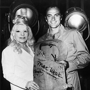 Mae West / Film Actress with Kevin Dobson - April 1976 Dbase MSI