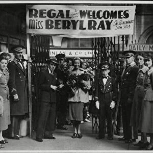 The Regal welcomes Miss Beryl Ray renown film star to Hull