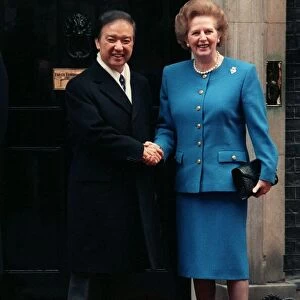 Toshiki Kaifu and Margaret Thatcher January 1990 Japanese Prime Minister