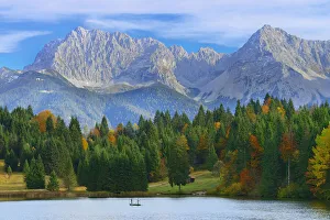 Anglers, Lake Geroldsee with Karwendel Mountain Range, near Garmisch-Partenkirchen, Werdenfelser Land, Upper Bavaria Anglers, Lake Geroldsee with Karwendel Mountain Range, near Garmisch-Partenkirchen, Werdenfelser Land, Upper Bavaria