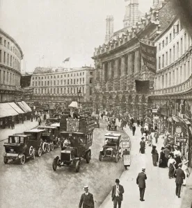 Regent Street, London, England In 1912. From The Story Of 25 Eventful Years In Pictures Regent Street, London, England In 1912. From The Story Of 25 Eventful Years In Pictures