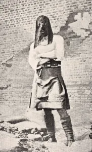 Scottish Soldier Wearing Gas Mask In 1915 From The War Illustrated Album Deluxe Published Scottish Soldier Wearing Gas Mask In 1915 From The War Illustrated Album Deluxe Published